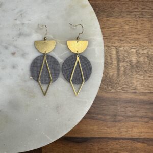 Clove Earrings - Grey